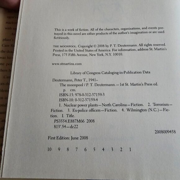 First Edition Hardcover Novel The Moonpool By P.T. Deutermann - Picture 5 of 6